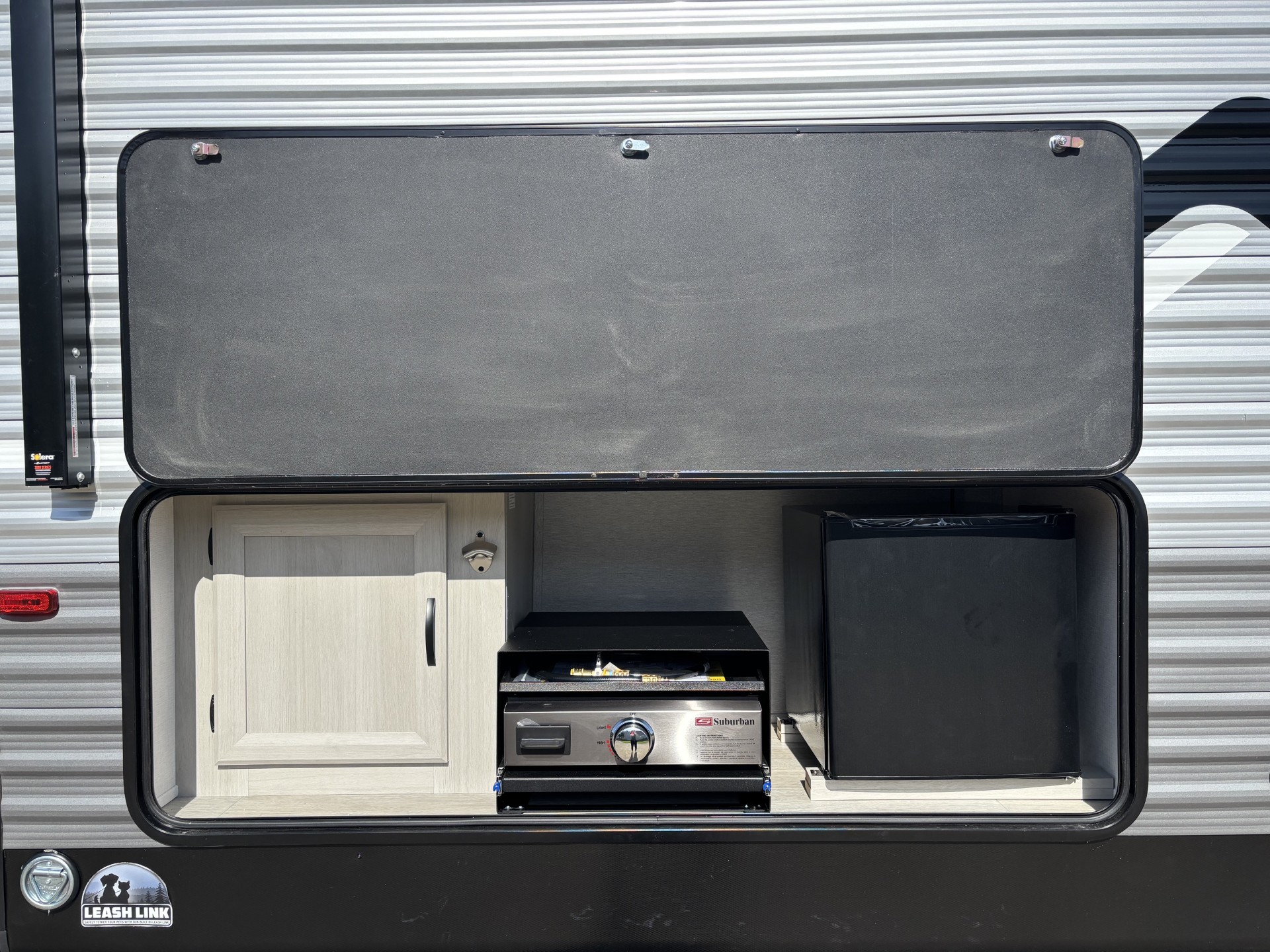2027 Coachmen Catalina Legacy Edition 293TQBSCK - Image 9