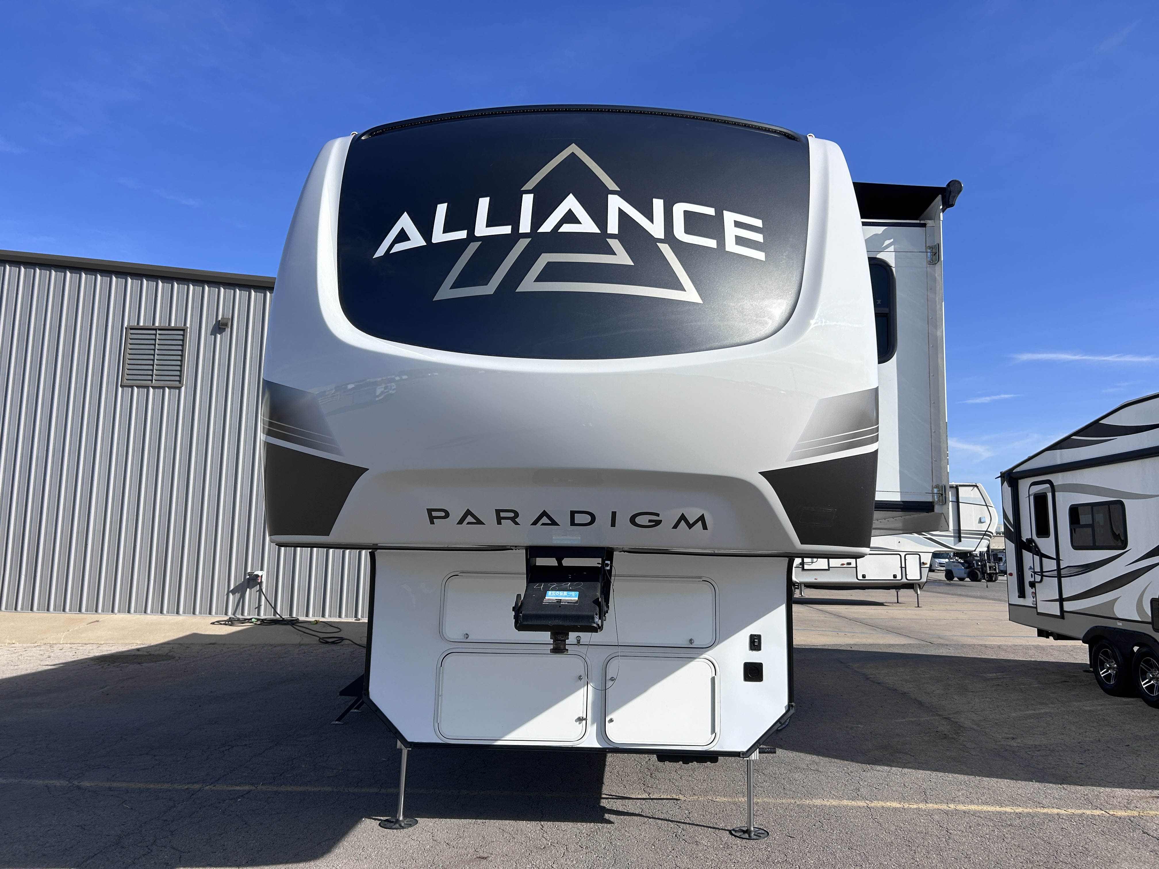 2024 Alliance RV Paradigm 310RL - Image 3