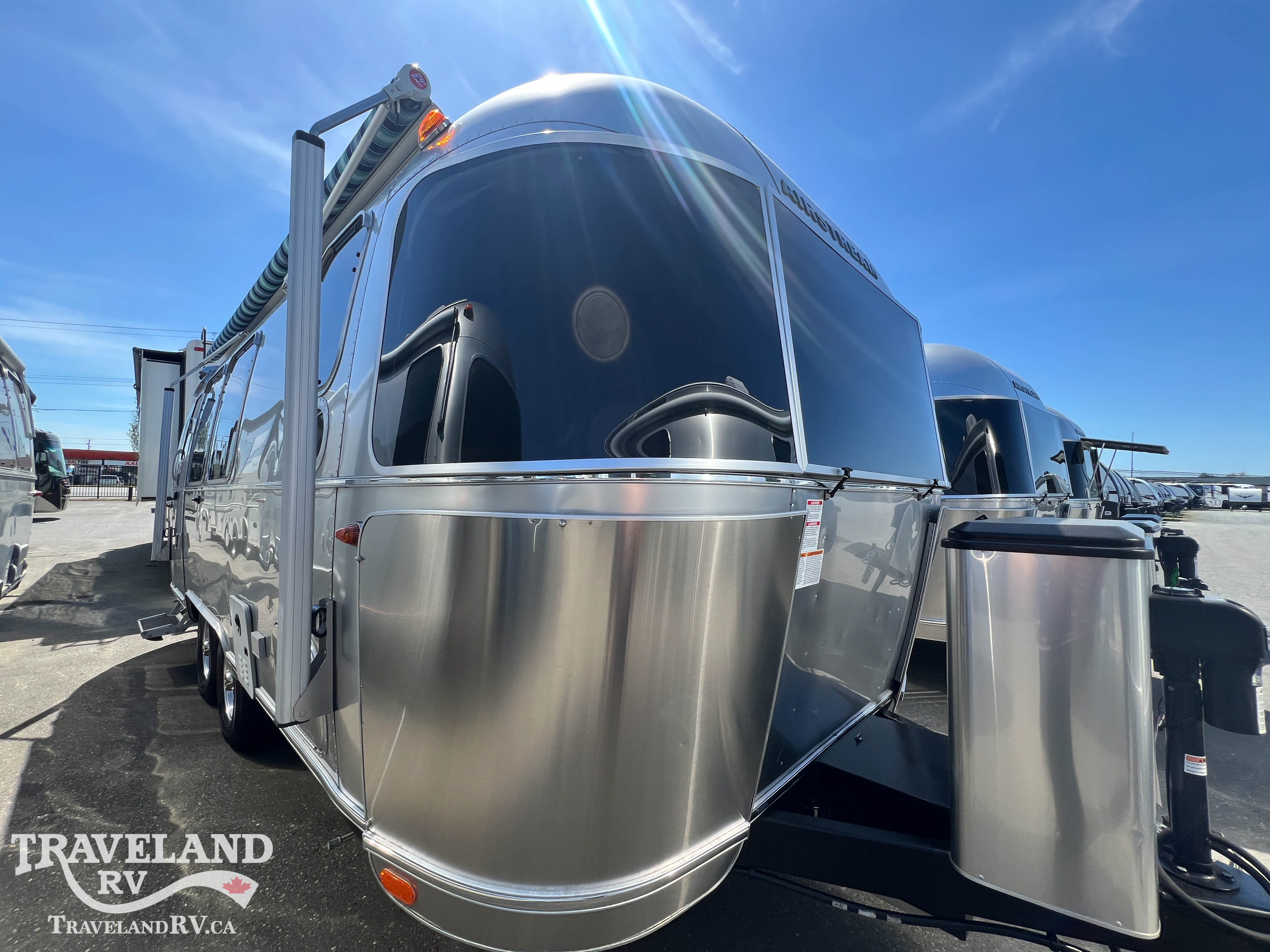 2023 AIRSTREAM 23FB INTERNATIONAL - Image 1