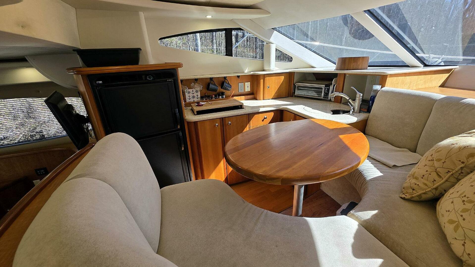 2001 Silverton 410 Sport Bridge - Image 16
