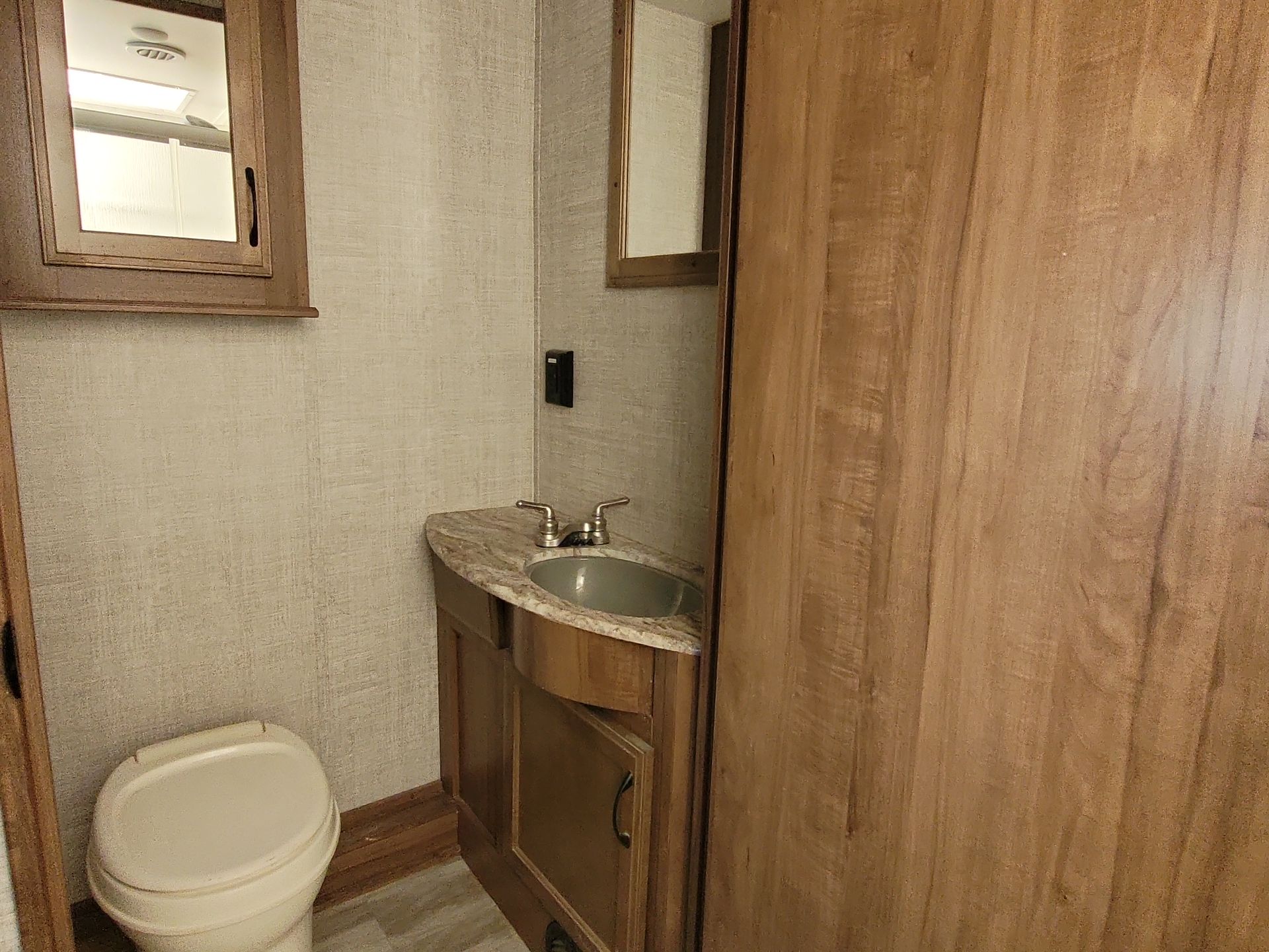 2020 Gulf Stream Conquest Class C 6320 - Image 20