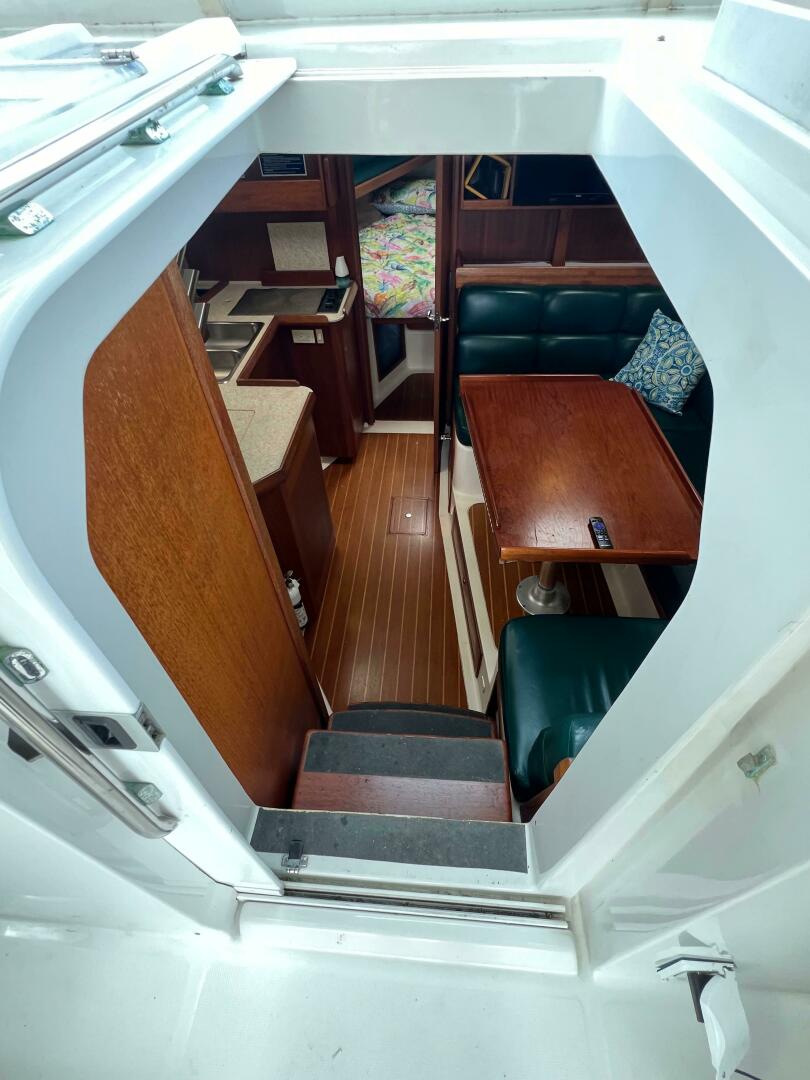 2000 Mainship Pilot 34 - Image 12