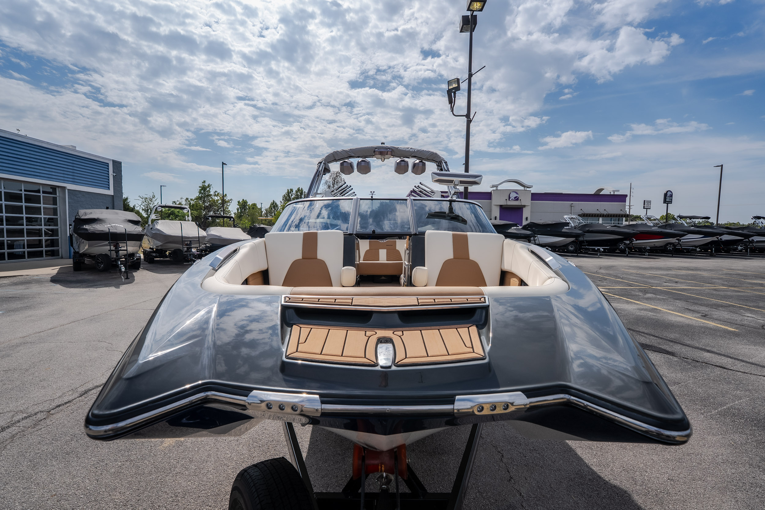 2021 MasterCraft X24 - Image 4