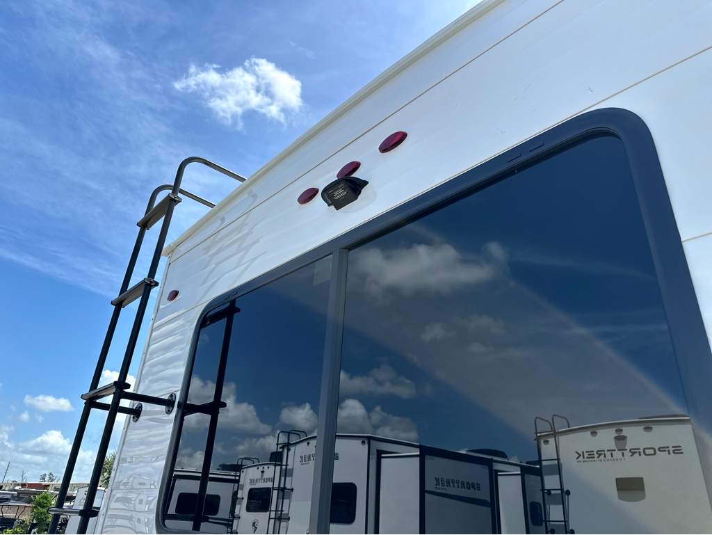 2026 VENTURE RV SIENNA 293VIK - Image 5