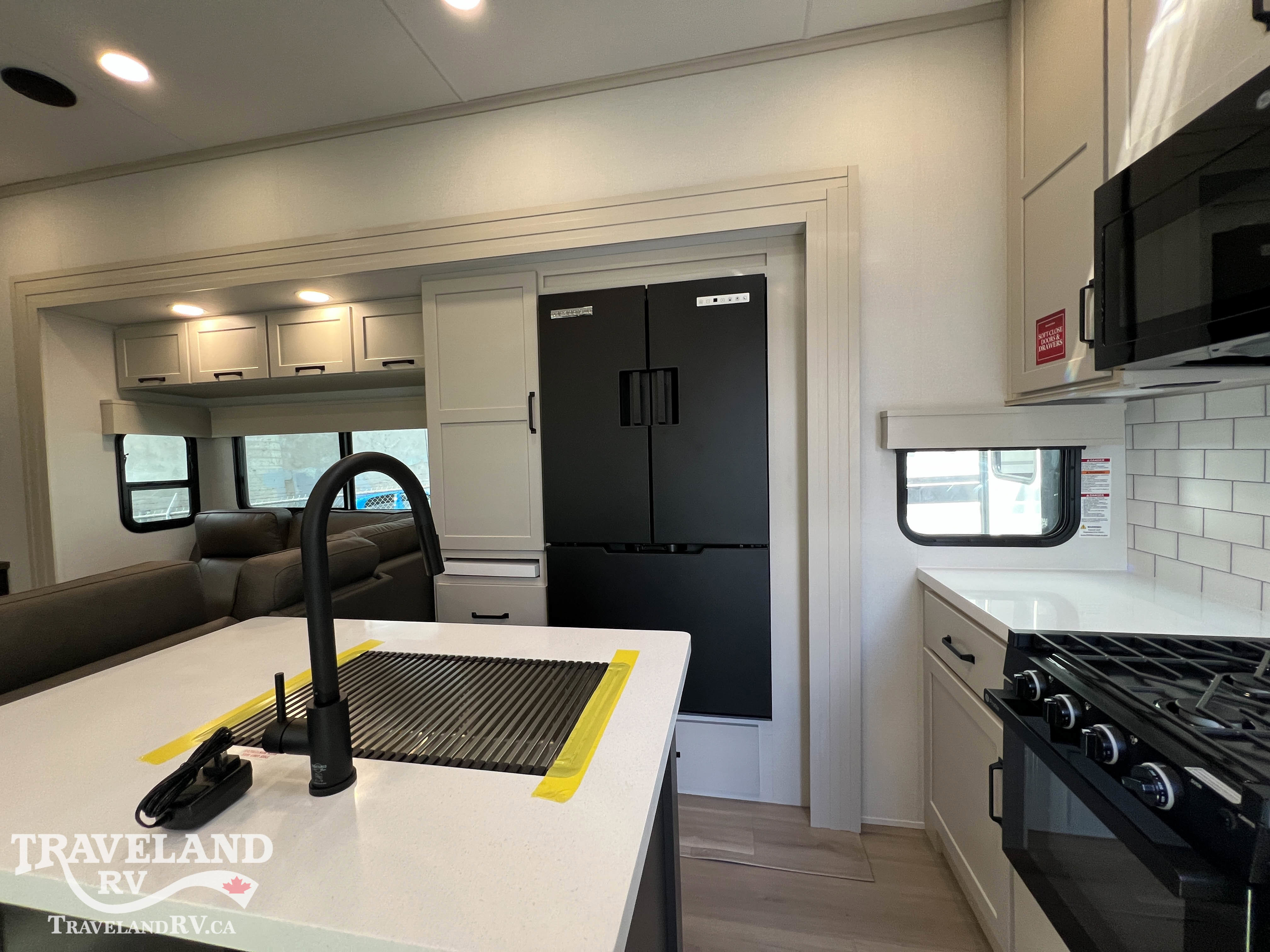 2026 Grand Design Momentum G-Class Fifth Wheel 394G - Image 7