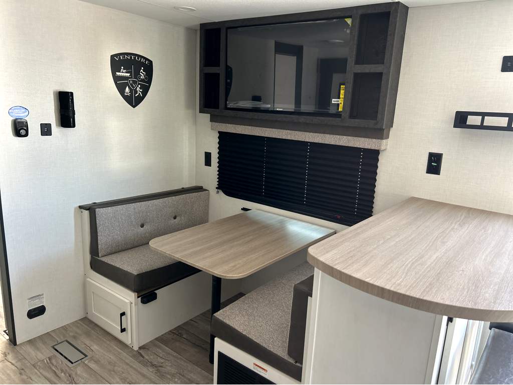 2026 VENTURE RV SIENNA 231VRK - Image 8