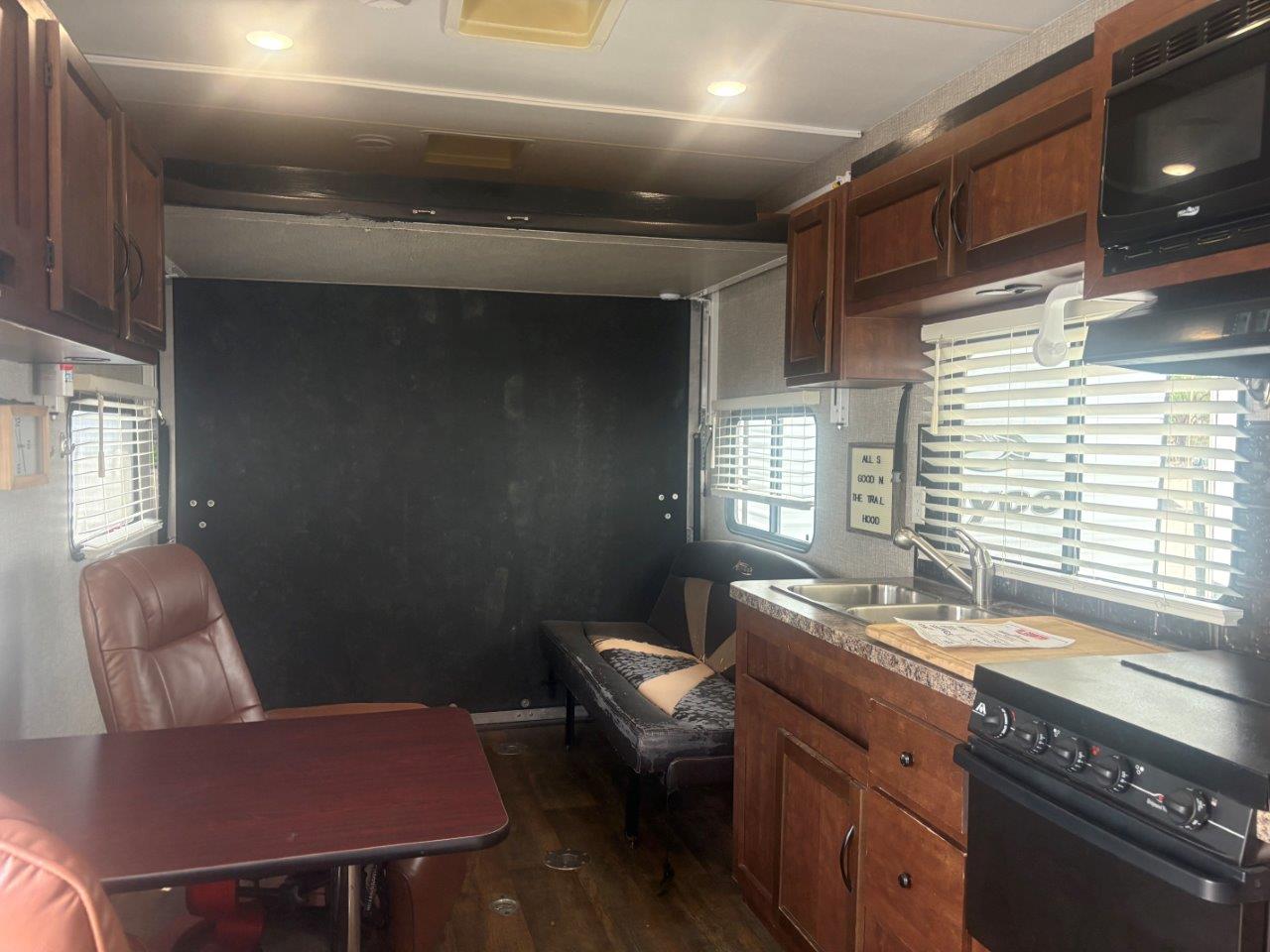 2016 Eclipse Attitude Pro Lite 23SA - Image 6