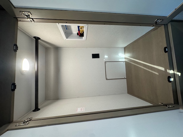 2026 Grand Design Reflection 100 Series 32BH - Image 23