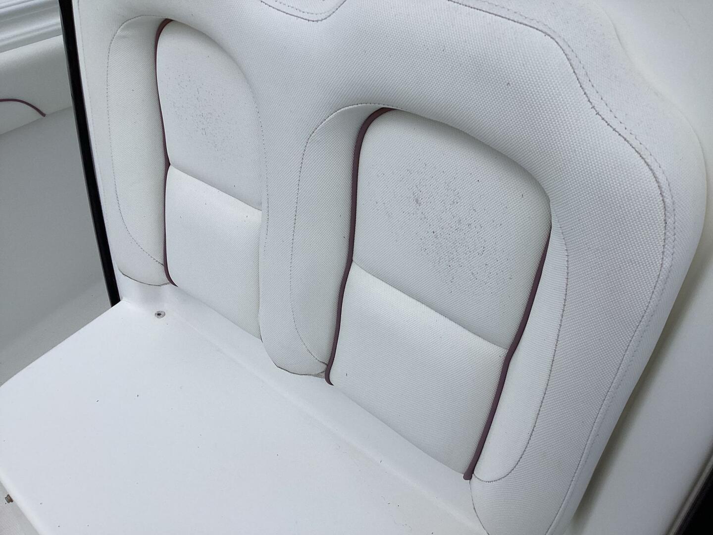 2018 Sea Hunt GAMEFISH 27FS Base - Image 21