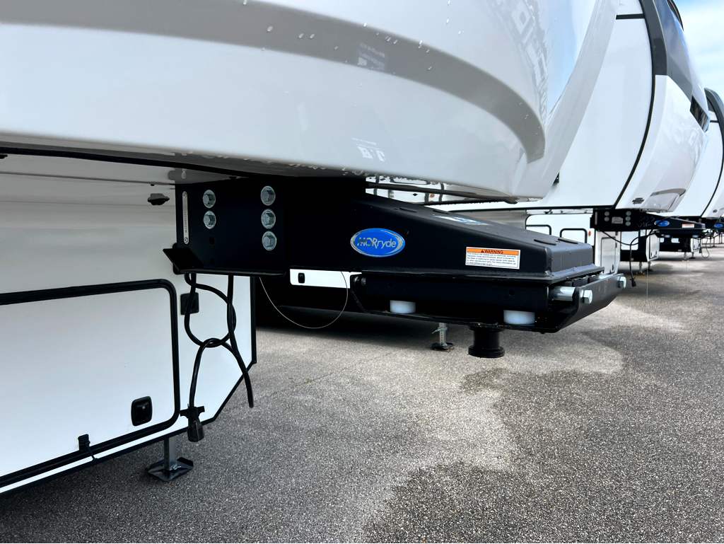 2027 VENTURE RV SPORTTREK 363VFR - Image 27