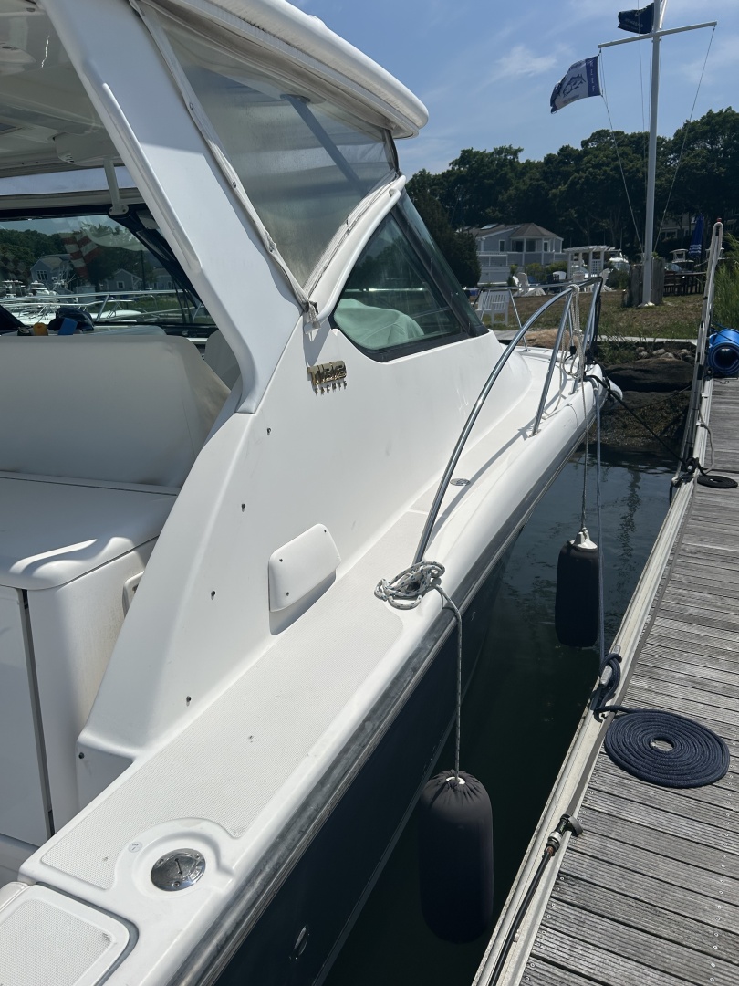2007 Tiara Yachts 3200 Open - Image 10