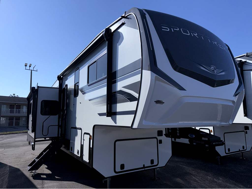 2026 VENTURE RV SPORTTREK 303VIK - Image 1