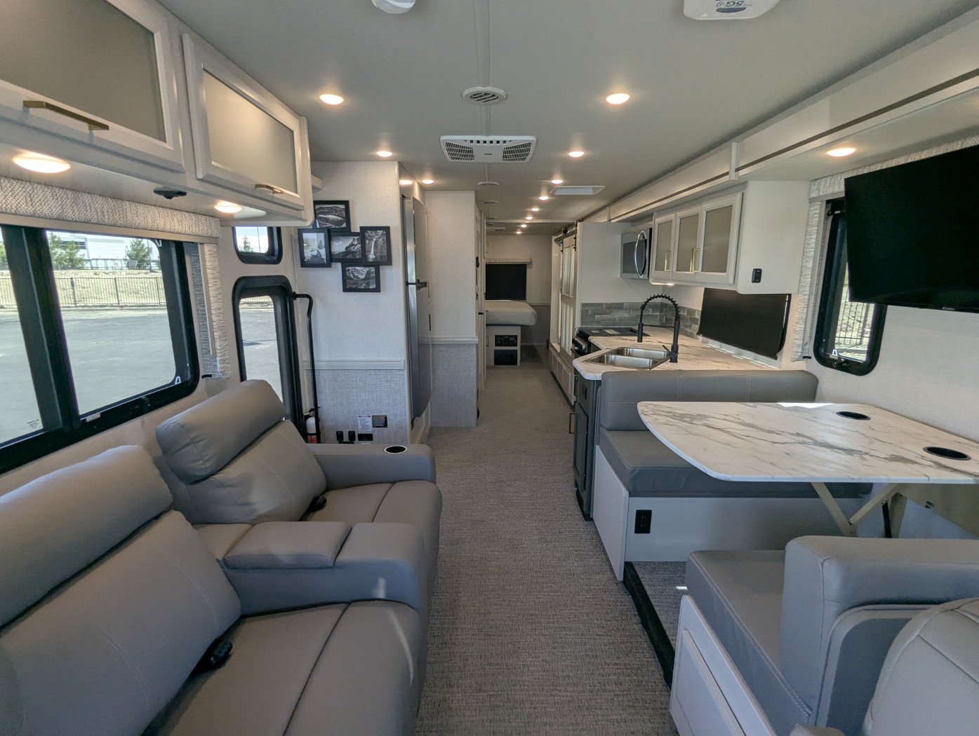 2026 Holiday Rambler Admiral 34J - Image 15
