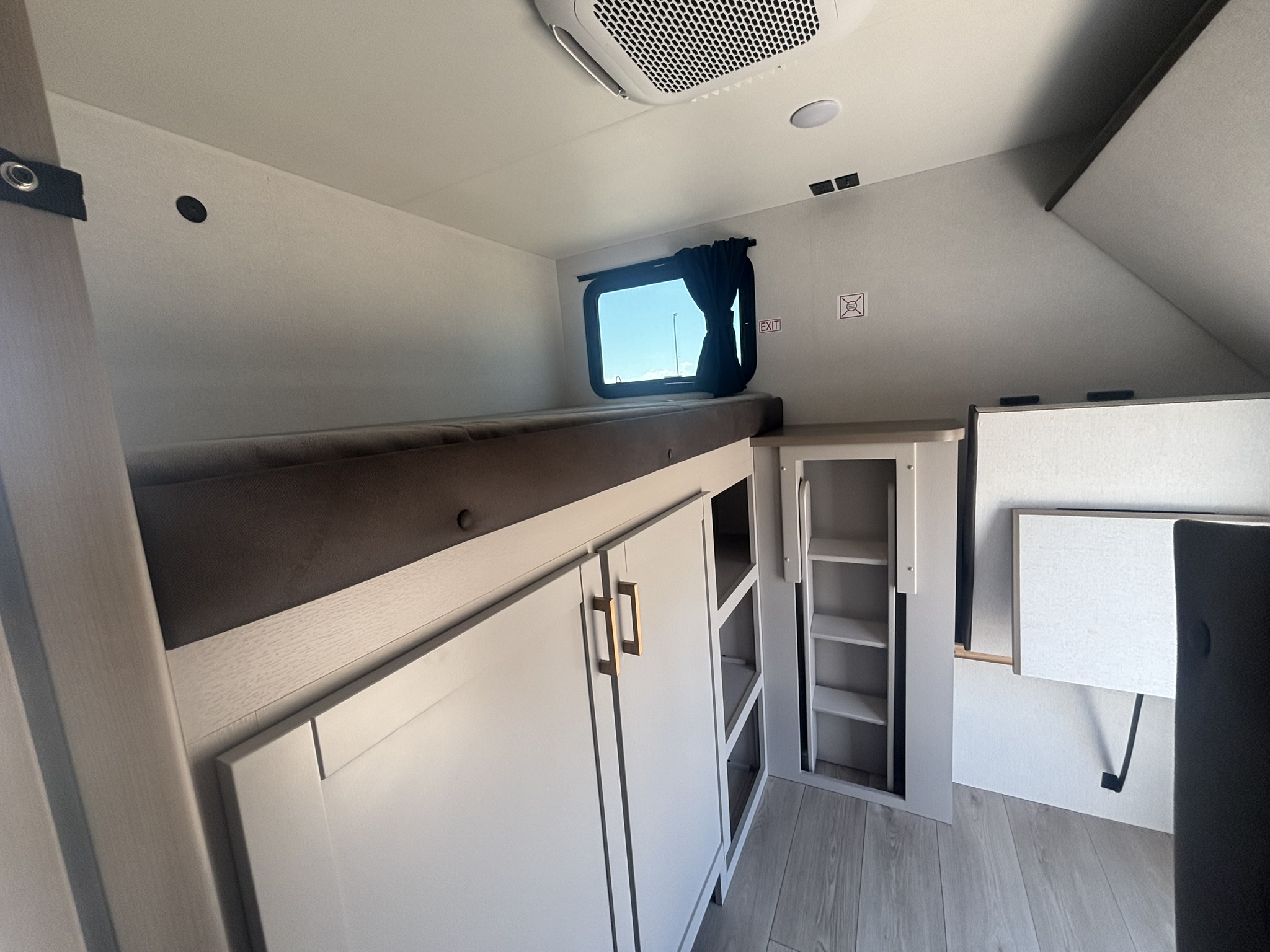 2027 JAYCO JAY FLIGHT 295TBS - Image 30