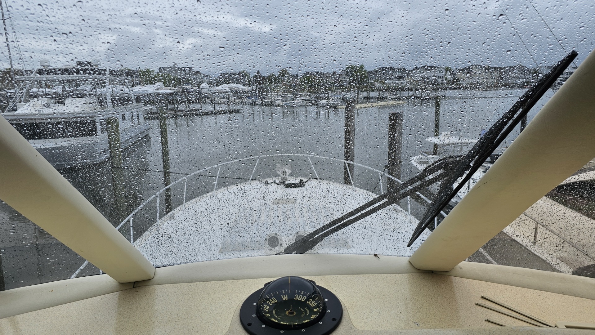 2000 Ocean Yachts 70 SUPER SPORT - Image 26