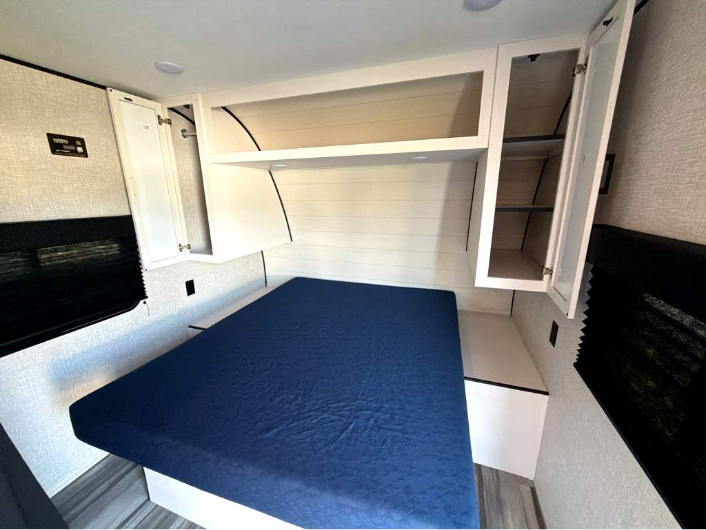 2025 JAYCO JAY FLIGHT SLX 210QB - Image 33