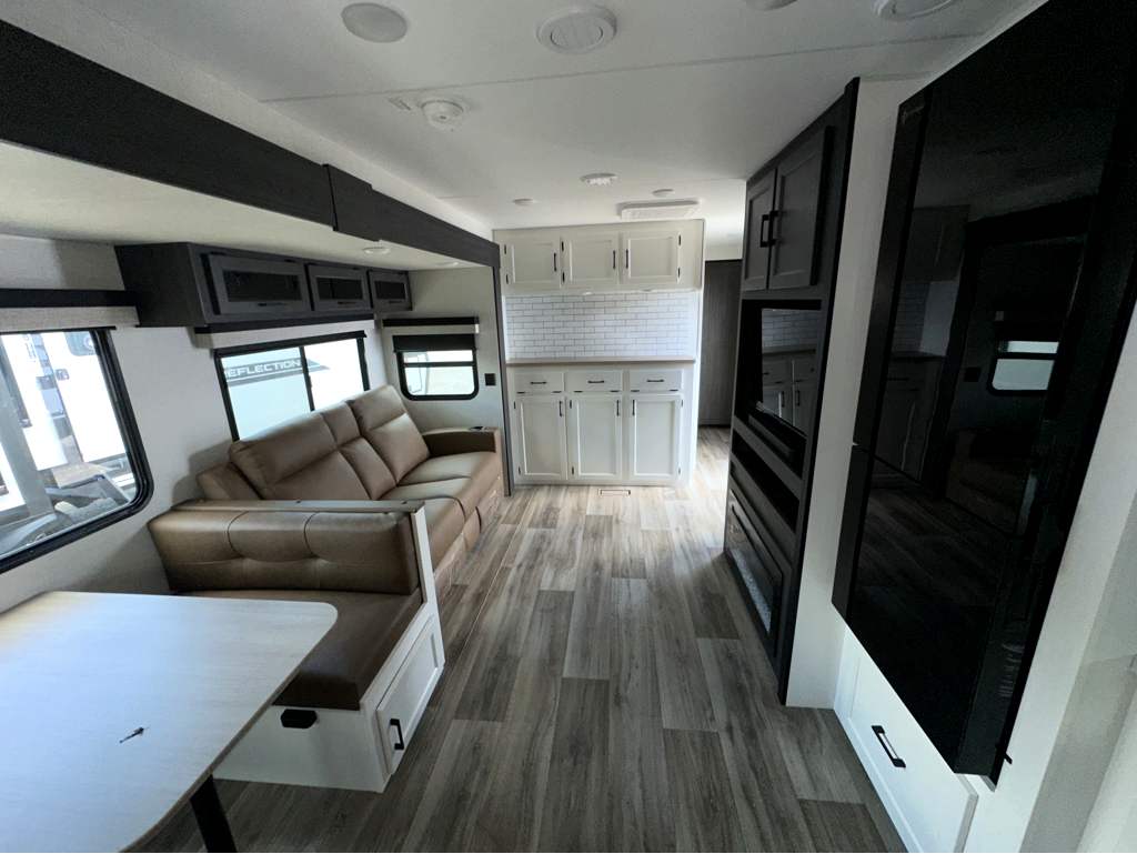 2026 VENTURE RV SPORTTREK 291VRK - Image 12