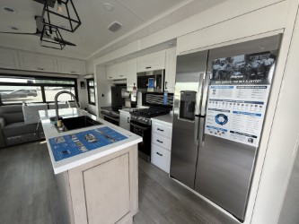 2026 JAYCO PINNACLE 36FBTS - Image 10