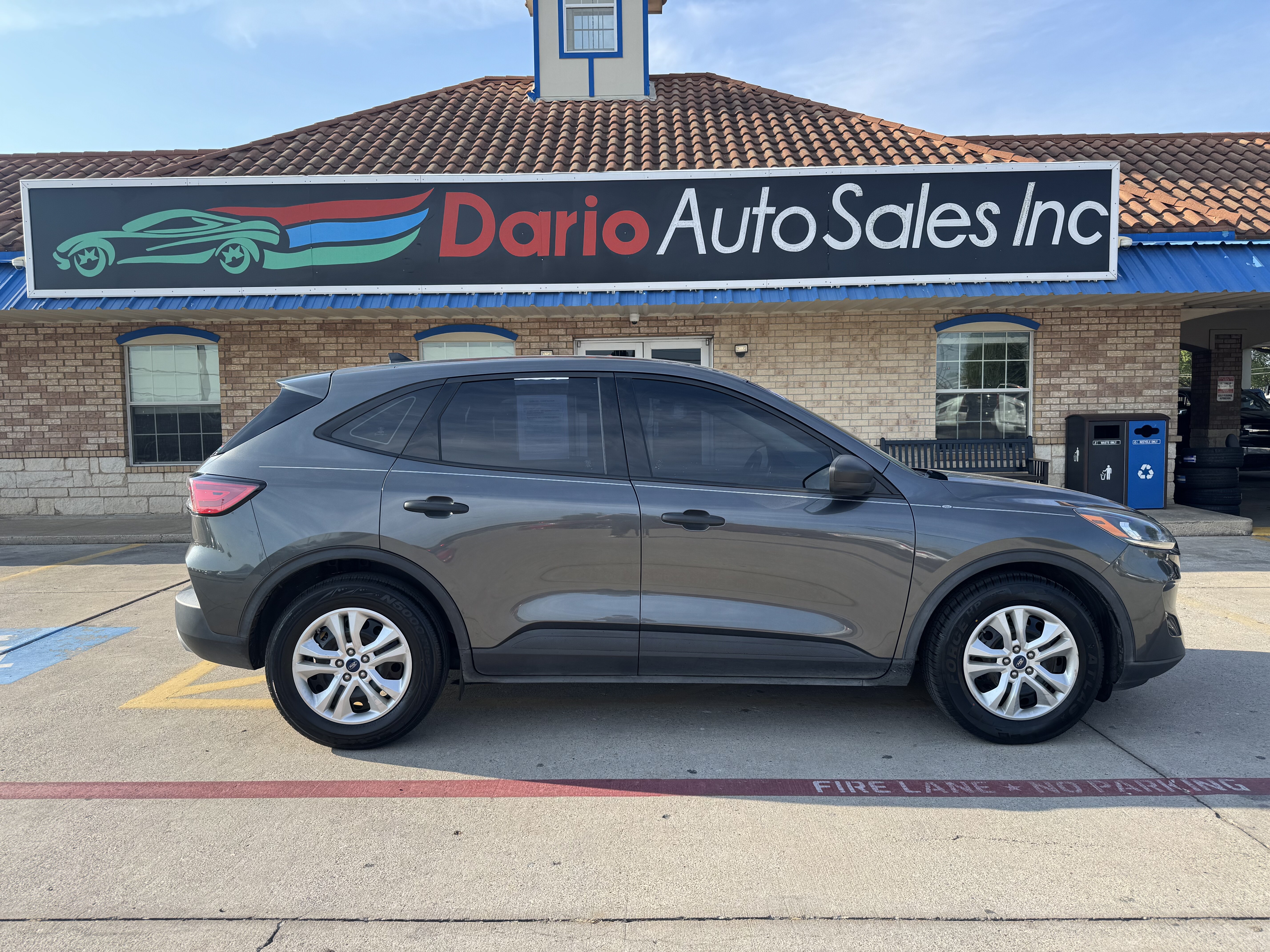 2020 Ford Escape Utility 4D S 2WD - Image 2