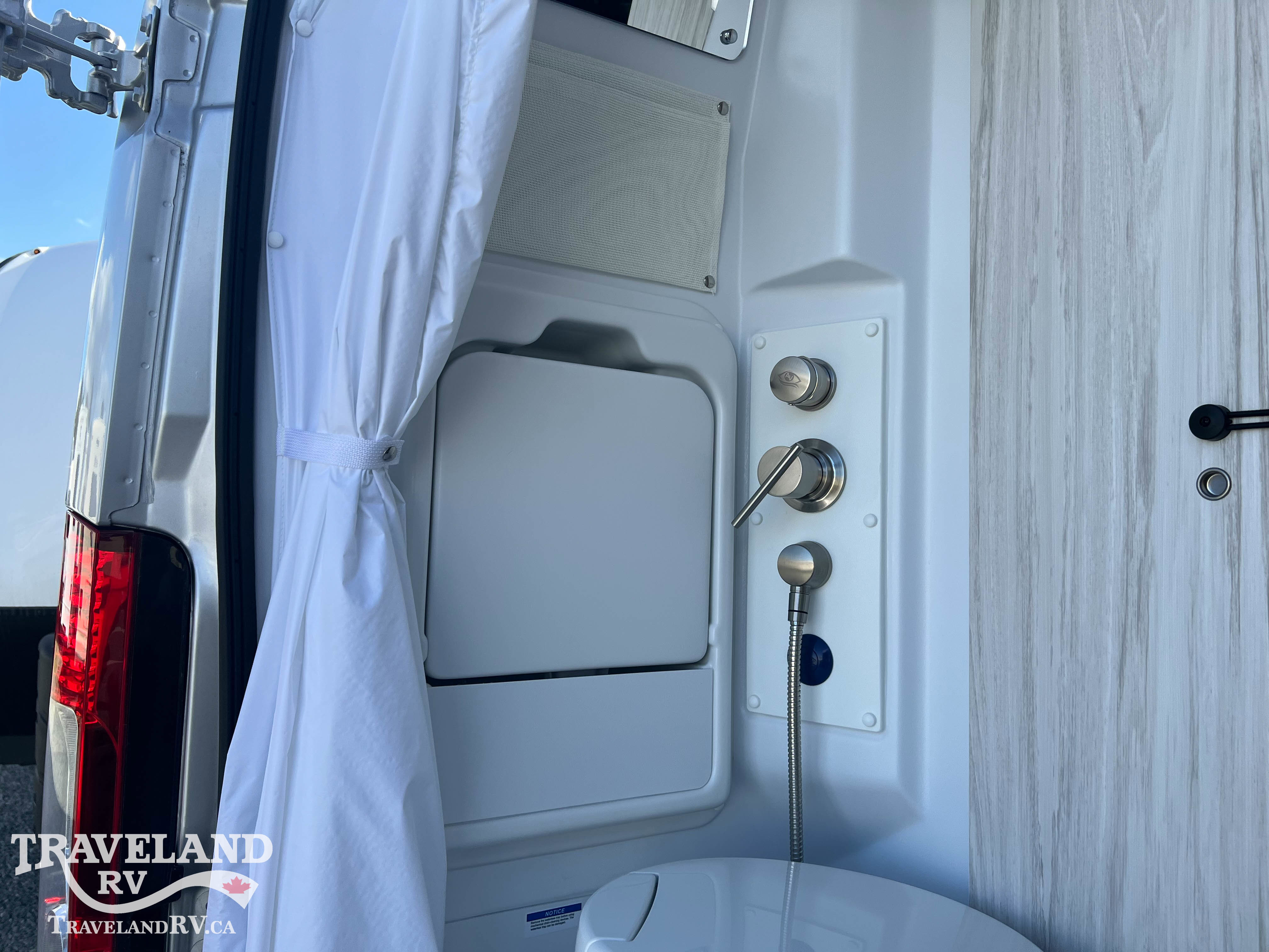 2026 Entegra Coach Arc 18C - Image 28