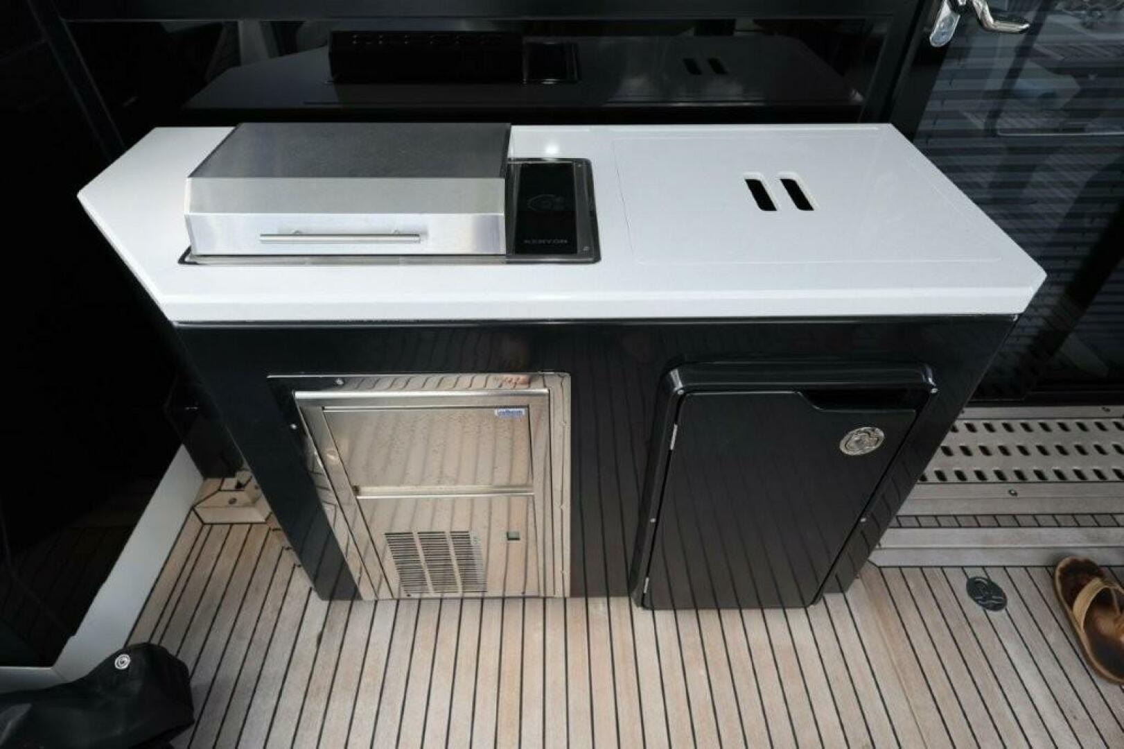 2019 Galeon 650 Sky - Image 8