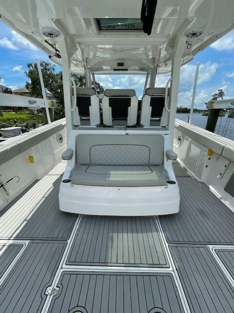 2023 Pursuit 378 Sport - Image 11
