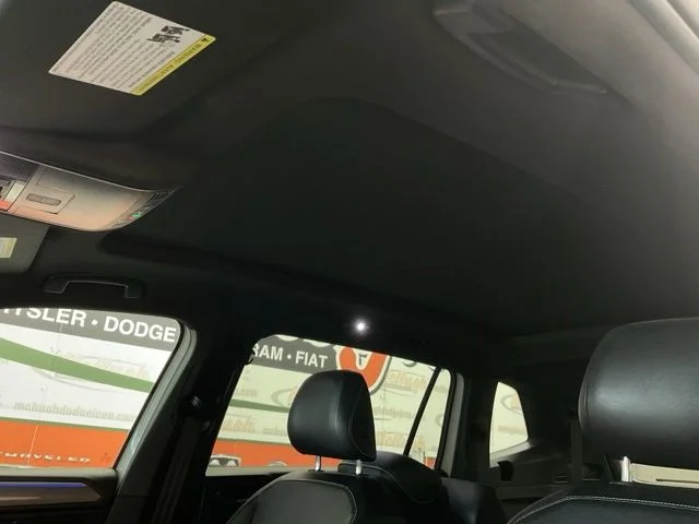 2022 Volkswagen Tiguan Utility 4D SE R-Line Black 2WD - Image 19