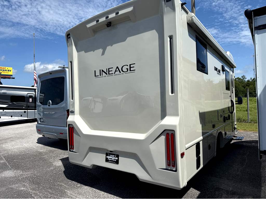 2027 Grand Design Lineage Series M 25FW - Image 4