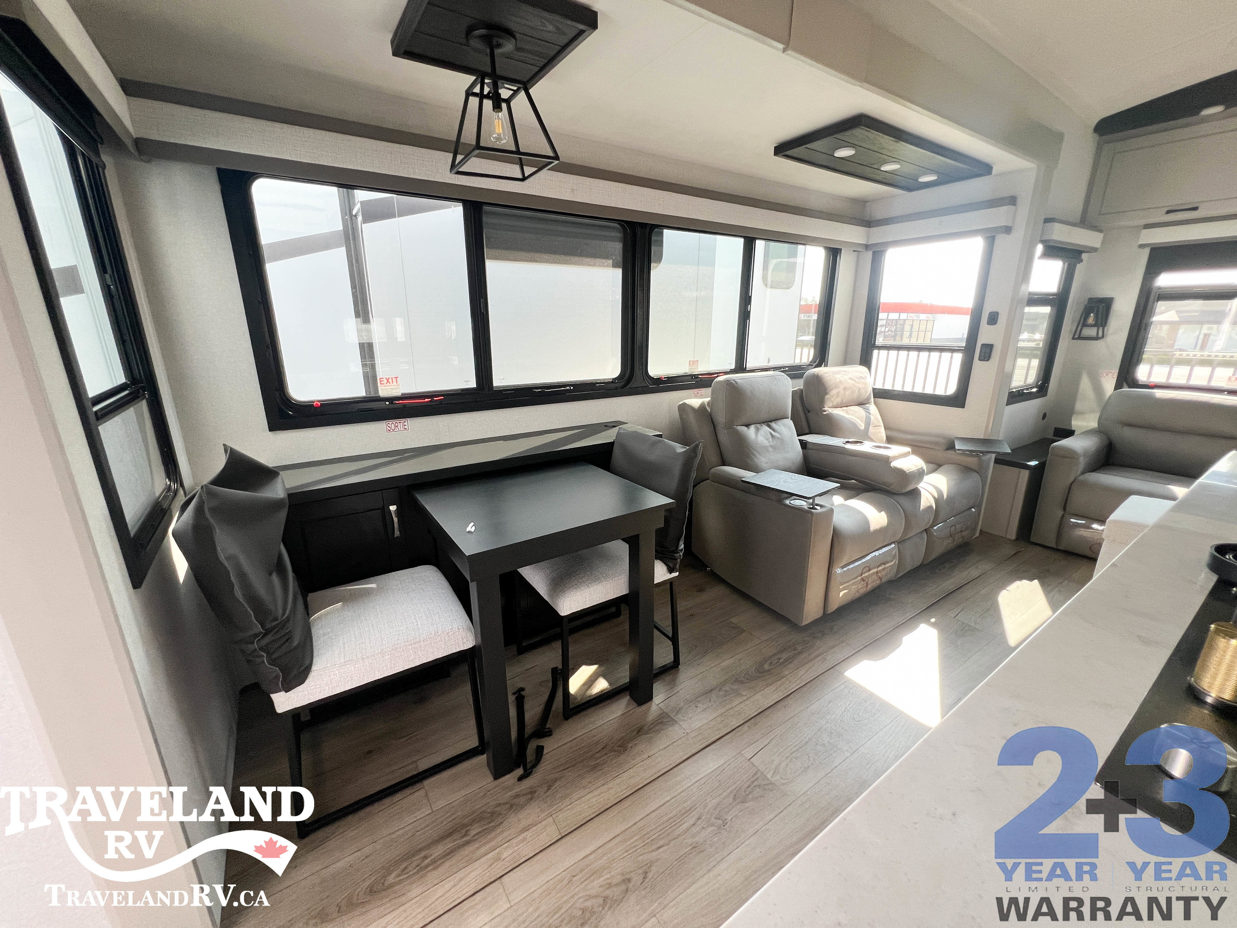 2026 Jayco North Point 377RLBH - Image 14