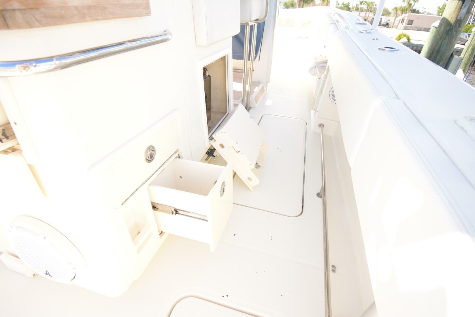 2012 Hydra-Sports 4200 SF - Image 12