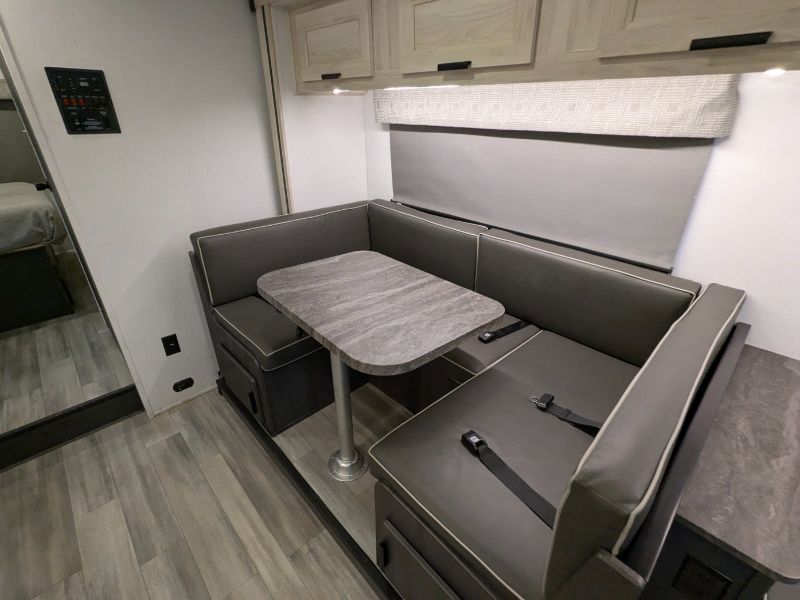 2024 Forest River Sunseeker 3010DS - Image 13