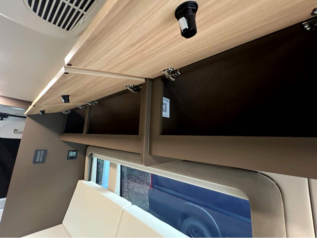 2027 ENTEGRA COACH ETHOS 20T - Image 15