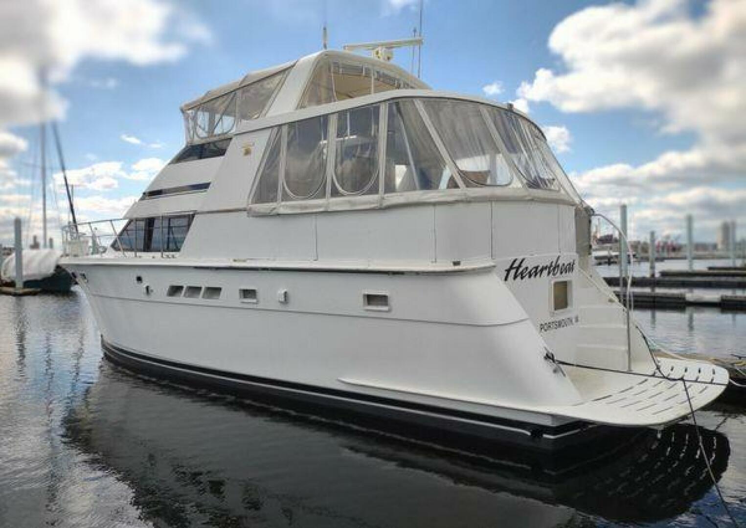 1996 Hatteras 50' Sport Deck - Image 3
