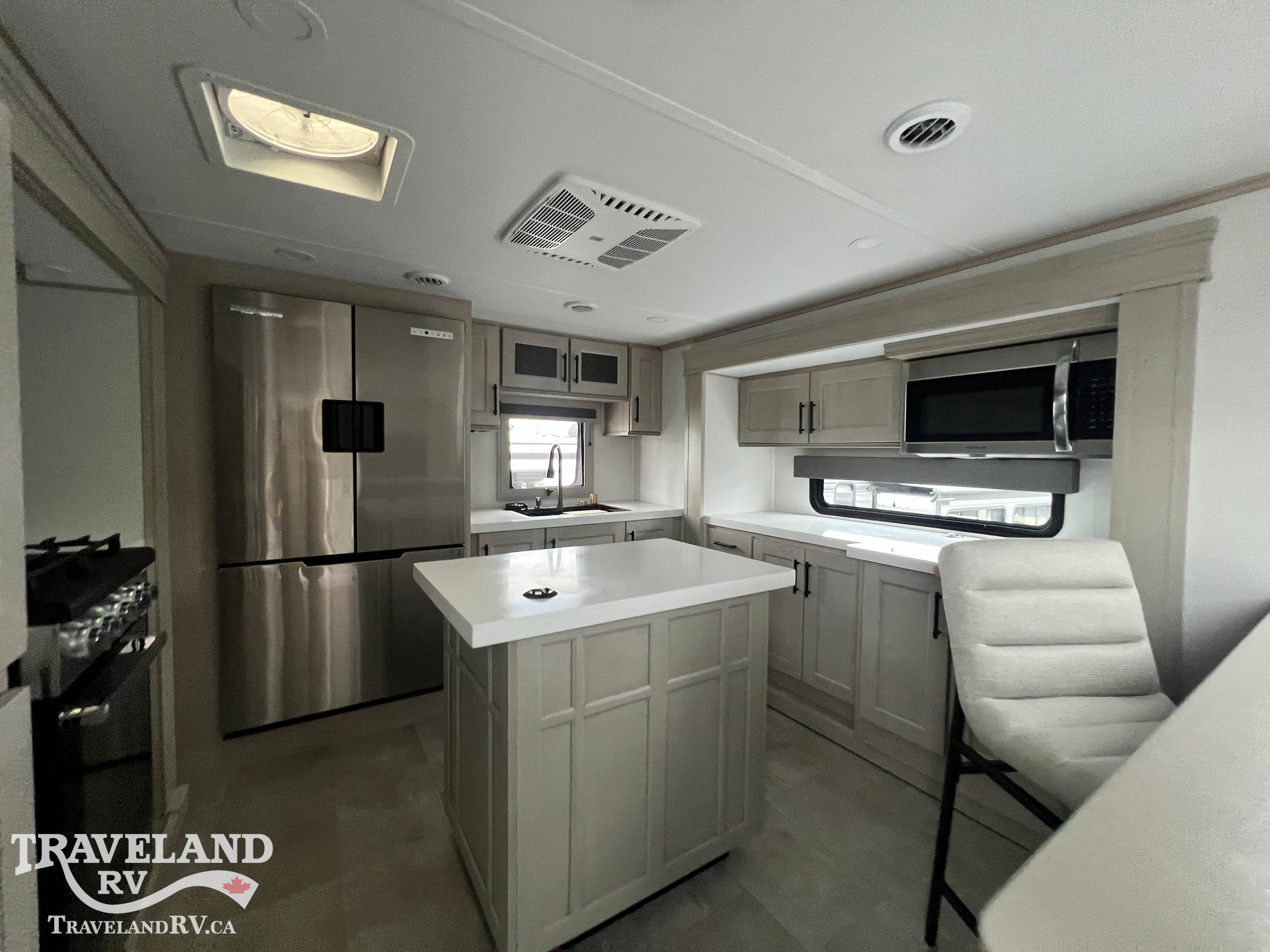 2025 Grand Design Solitude 390RK - Image 4