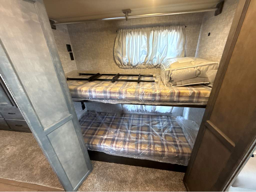 2023 TIFFIN ALLEGRO 36UA - Image 20