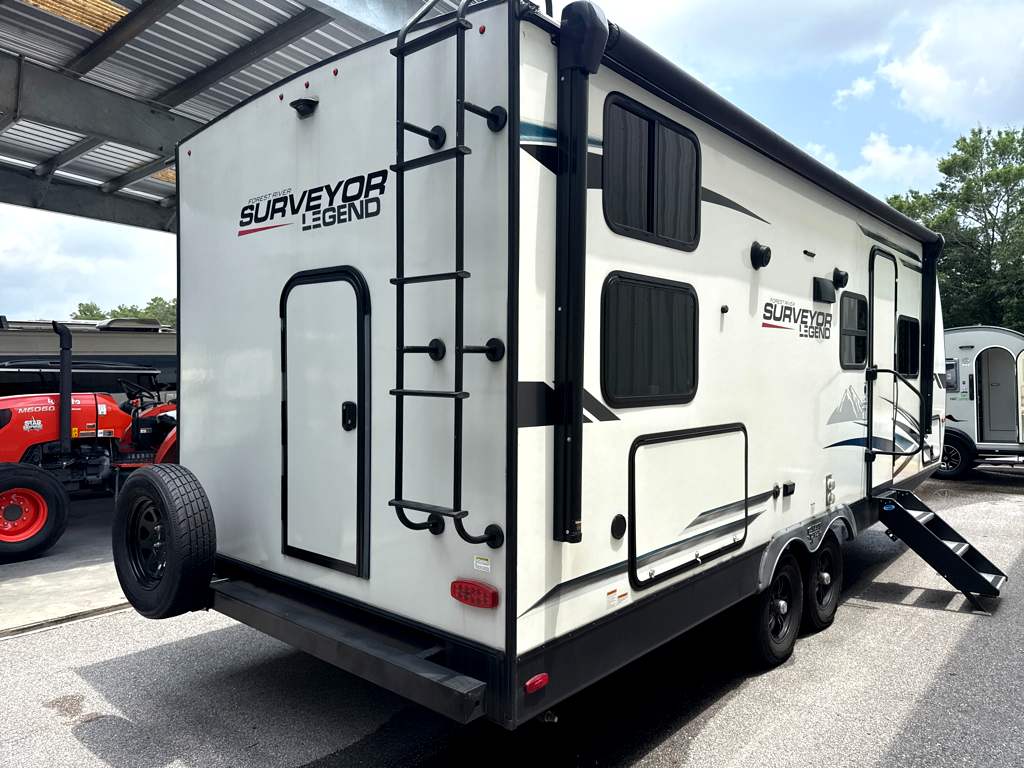 2022 FOREST RIVER SURVEYOR 240BHLE - Image 4