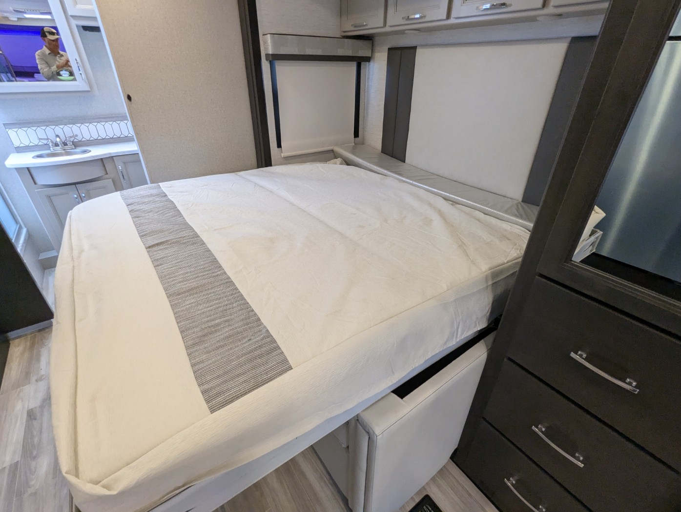 2026 Thor Motor Coach Omni Trail S29 - ATH EDITION - Image 29