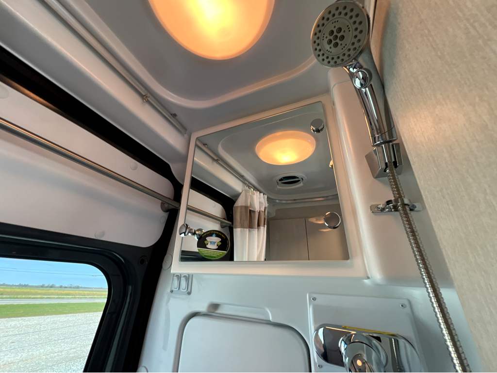 2026 THOR MOTOR COACH RIZE 18M - Image 16
