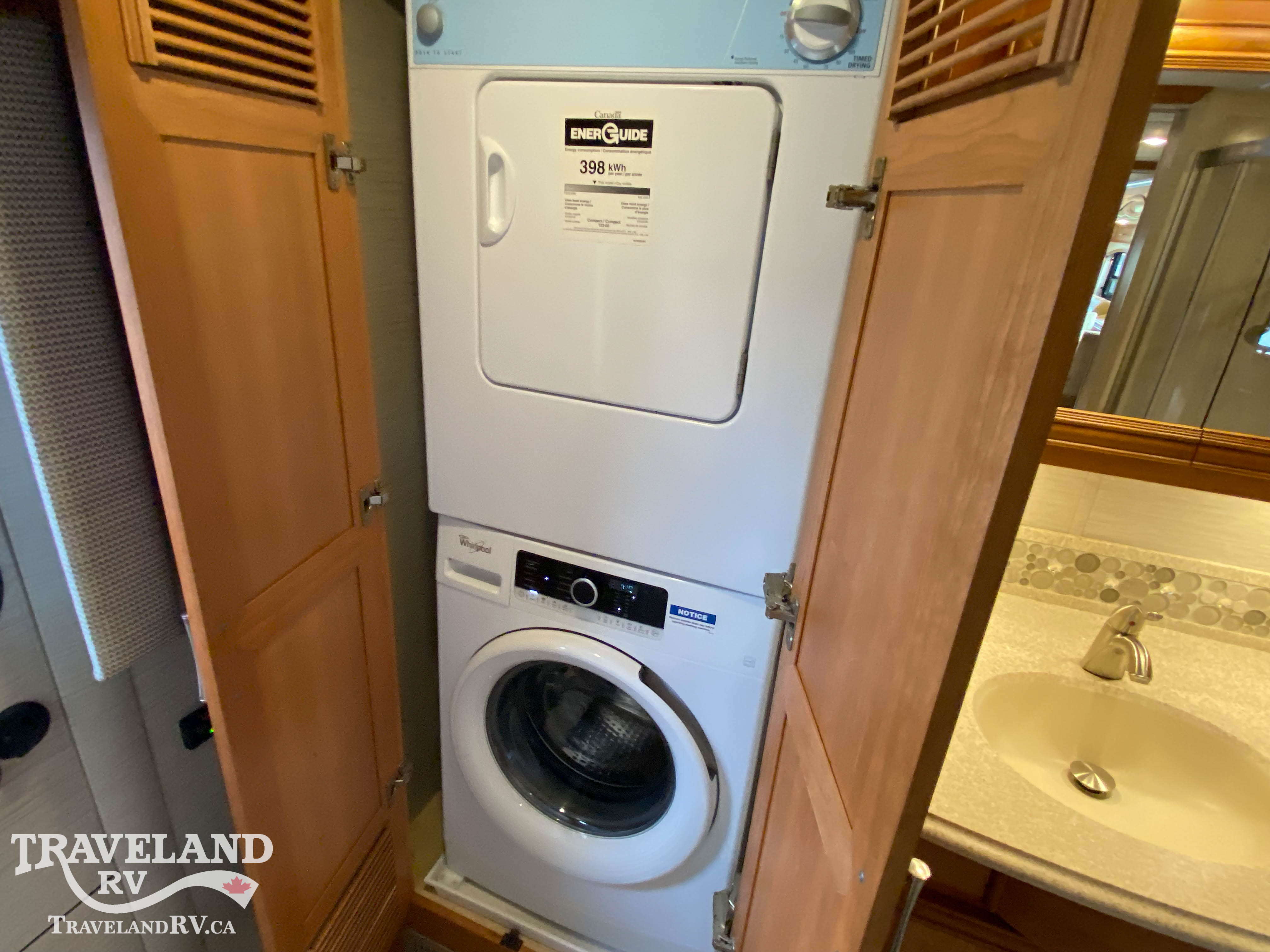 2018 Newmar Ventana 4037 - Image 25