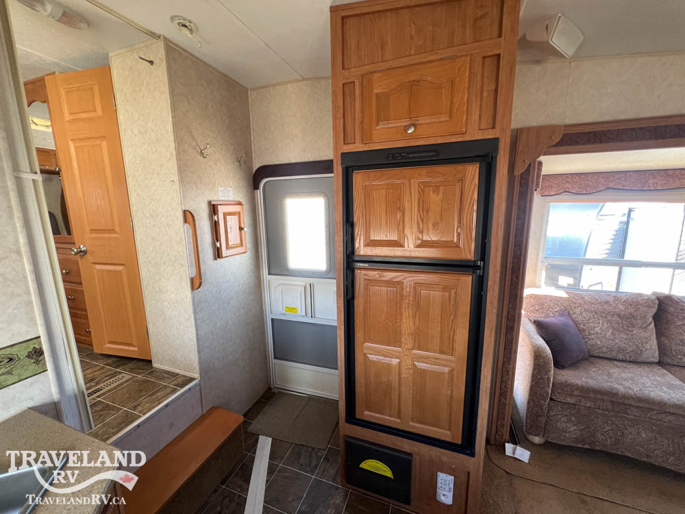 2009 Forest River Handyman Rockwood 8265SS - Image 9