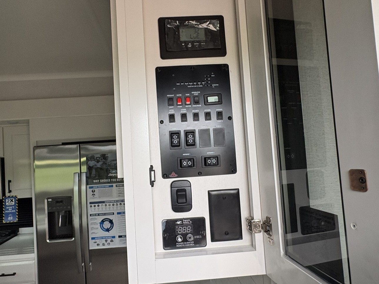 2027 JAYCO PINNACLE 32RLTS - Image 34