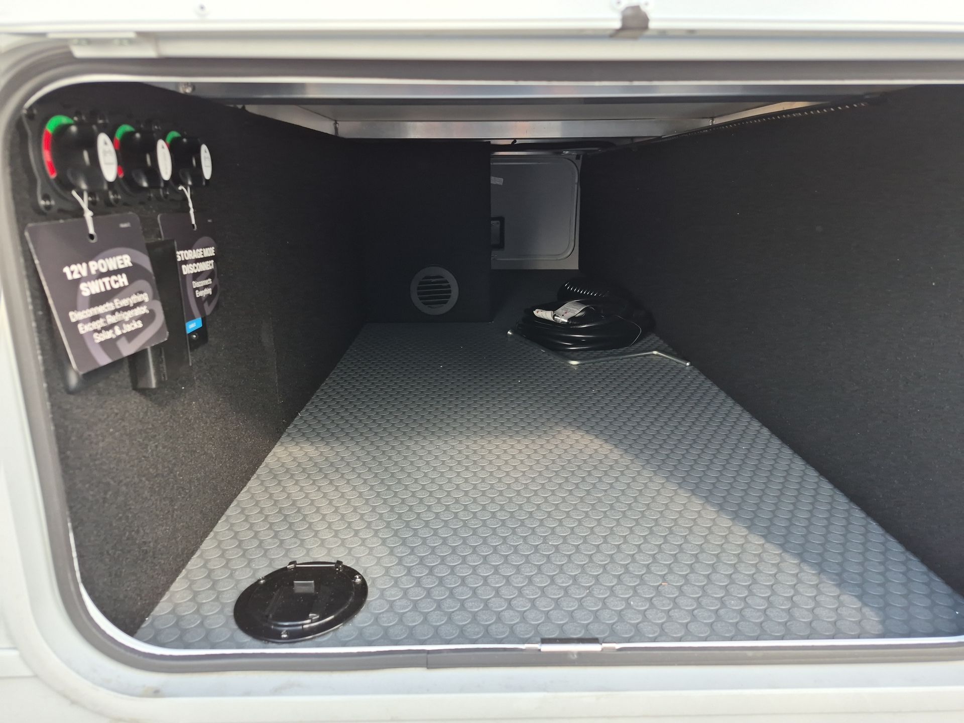 2027 Brinkley RV Model Ix 20x - Image 11