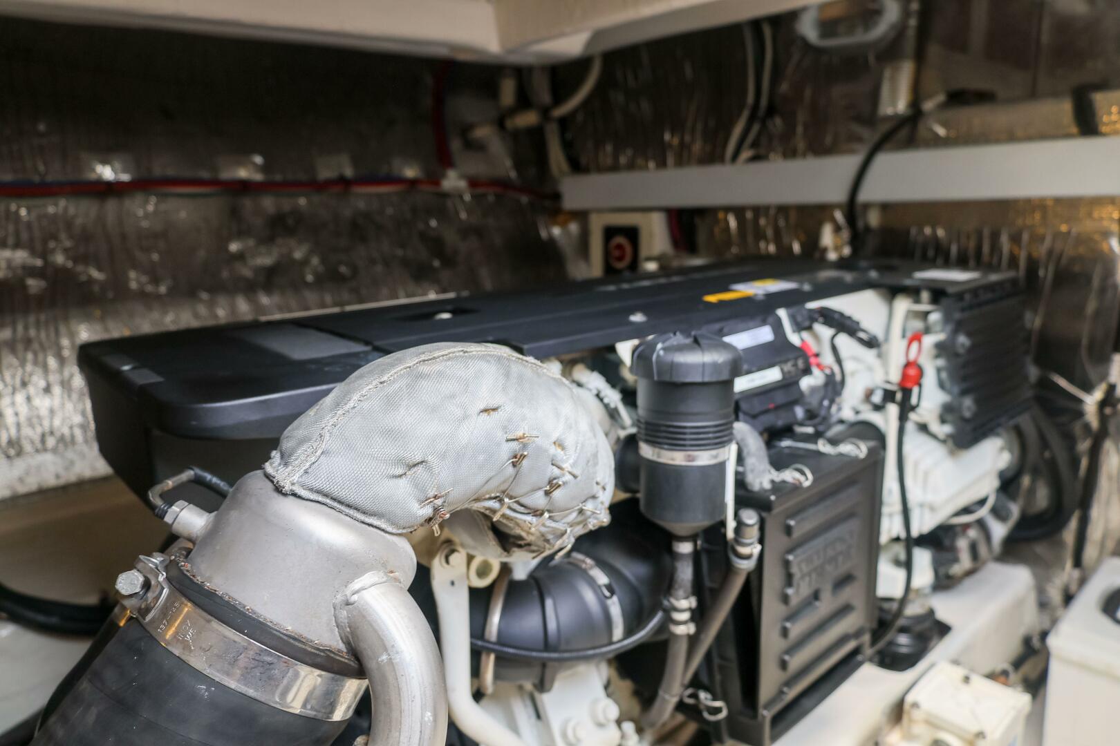 2014 Cruisers Yachts 45 Cantius - Image 70