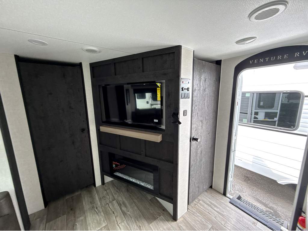 2026 VENTURE RV SIENNA 251VRB - Image 9
