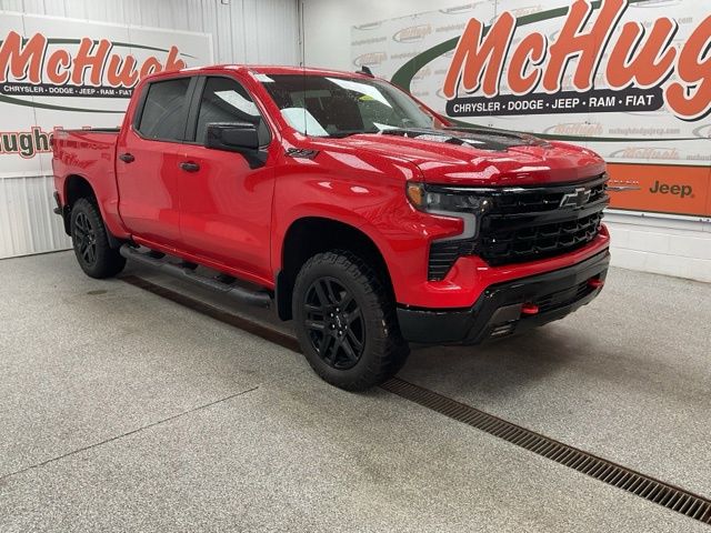 2024 Chevrolet Silverado 1500 Crew Cab LT Trail Boss 4WD - Image 3