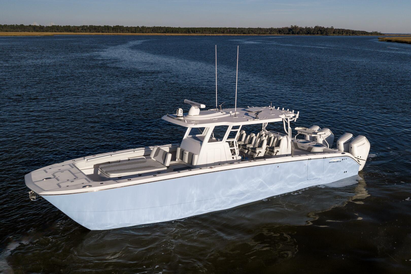 2024 Invincible 40 CAT - Image 12
