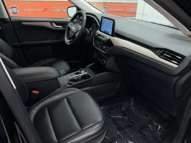 2022 Ford Escape Utility 4D SEL 2WD - Image 25