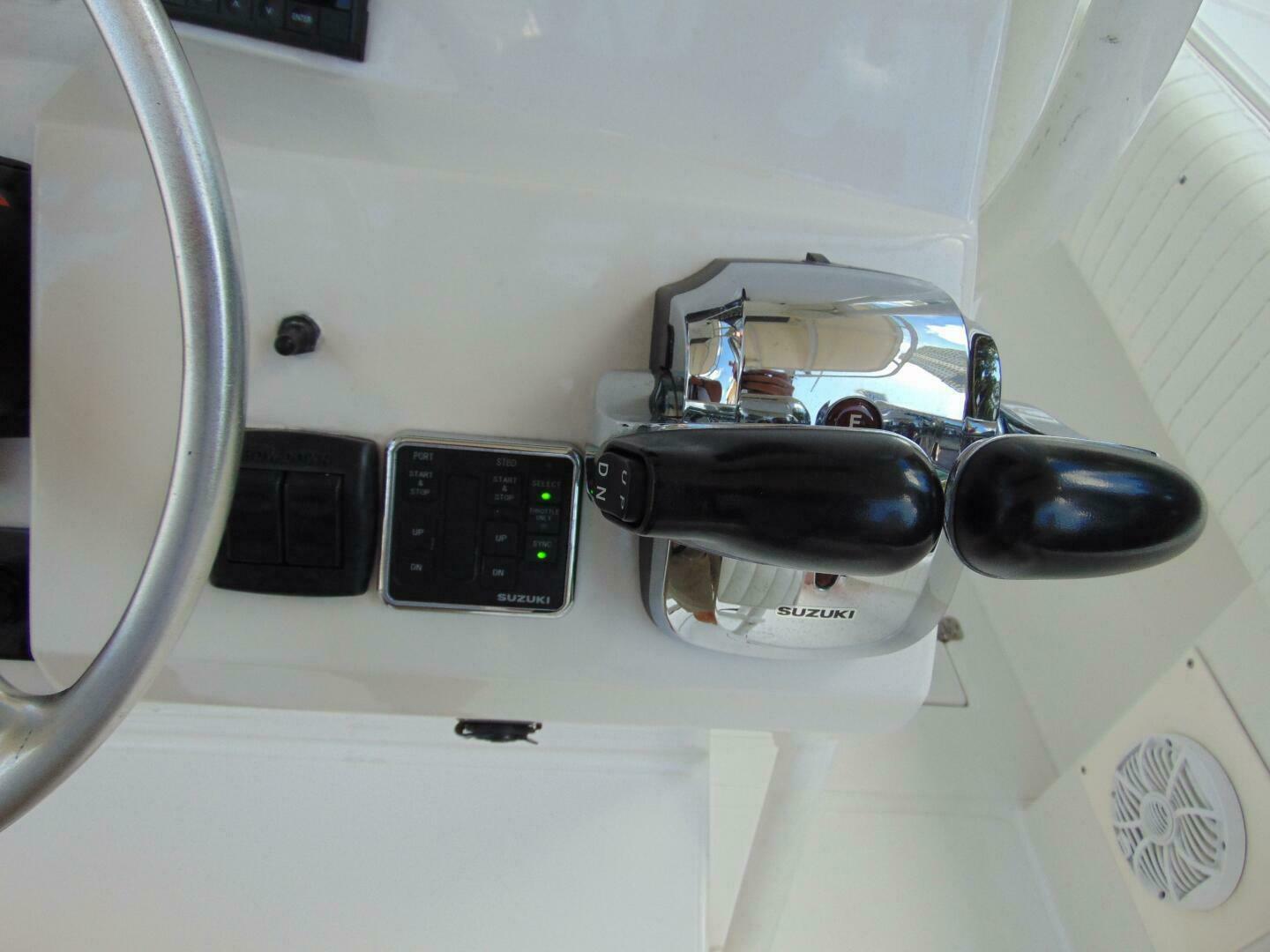 2002 Jupiter 27 Open - Image 29