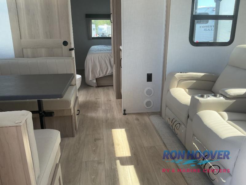2025 FOREST RIVER 26SFK - Image 8