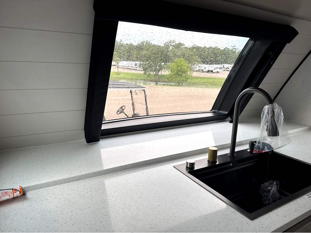 2027 JAYCO JAY FEATHER 26FK - Image 23